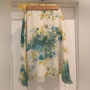 Beautiful flowy skirt